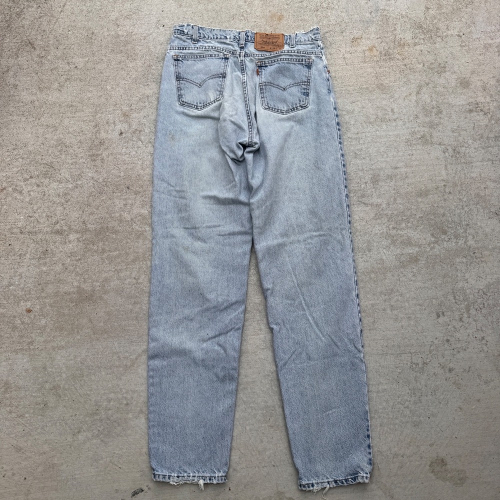 Vintage Levis 550 Orange Tab Jeans Mens 32x34 Made in USA Light Wash 1993 90s